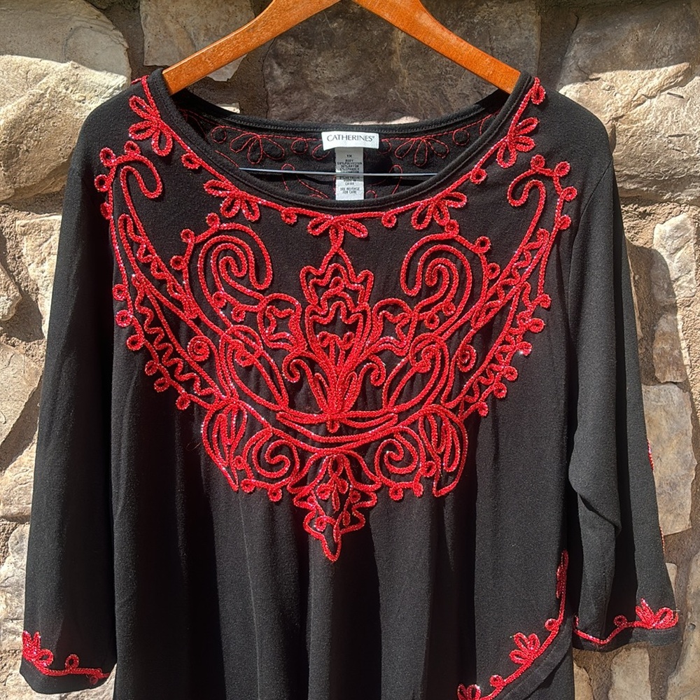 Catherines Embroidered Top Black Red 3/4 Sleeves Artsy Tunic Size 1X Boho - Picture 2 of 8